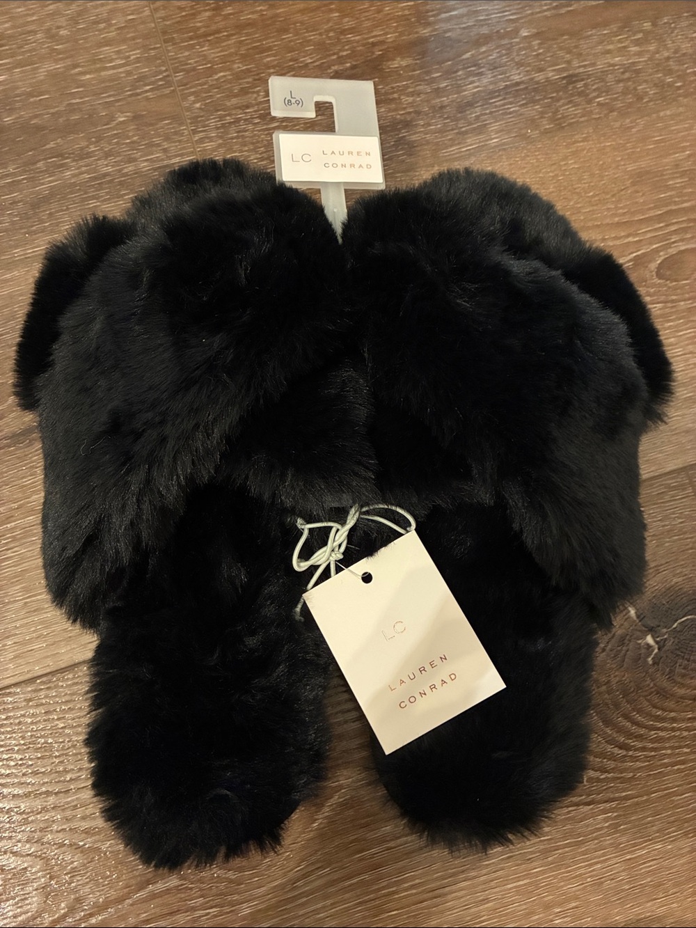 New Lauren Conrad Black Faux Fur Crossover Slide Slippers. Size Large